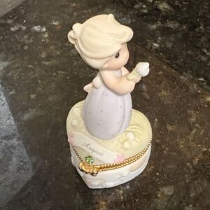 Precious Moments Mini trinket box- August /peridot